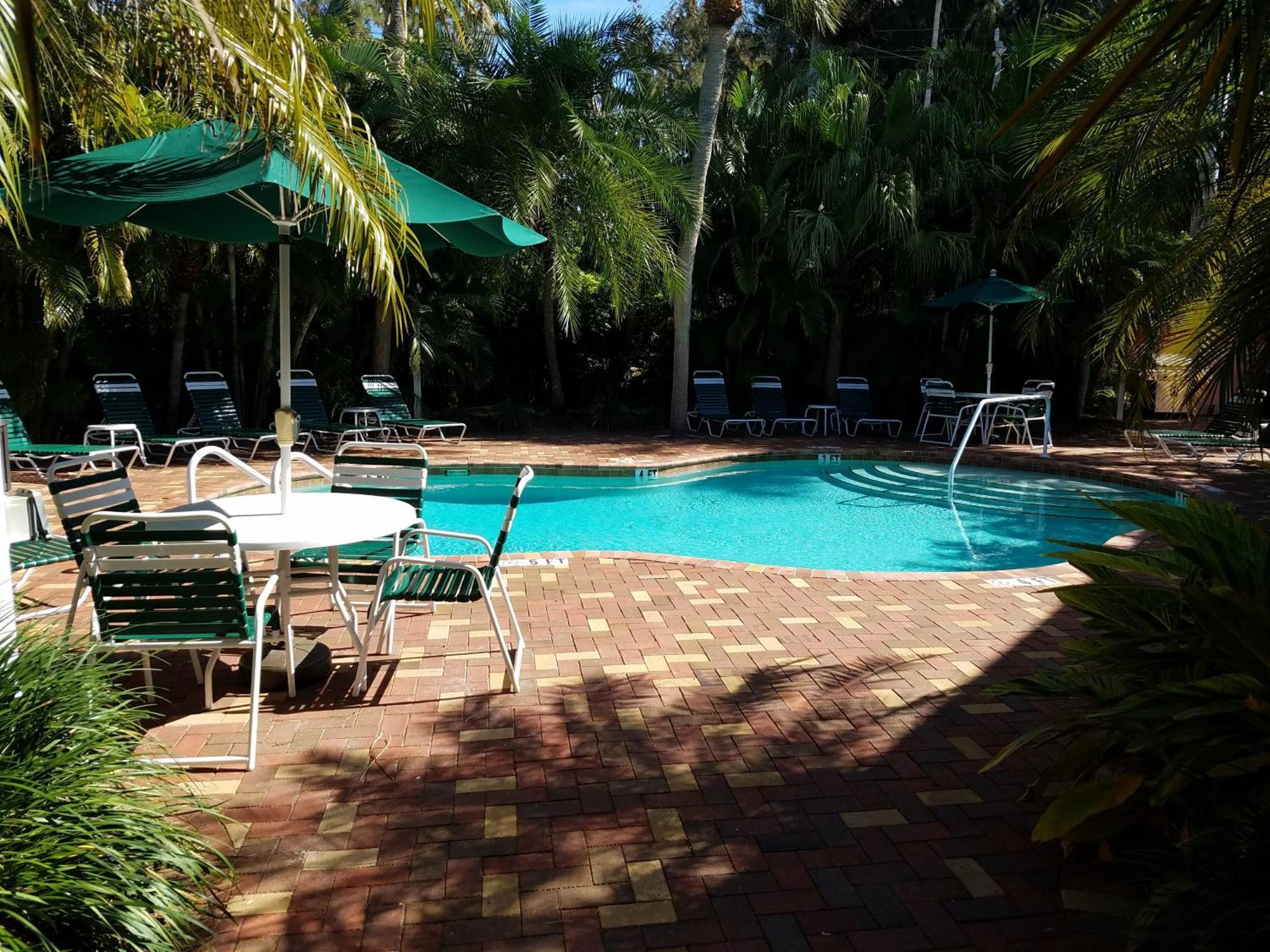 Siesta Key Inn Luaran gambar